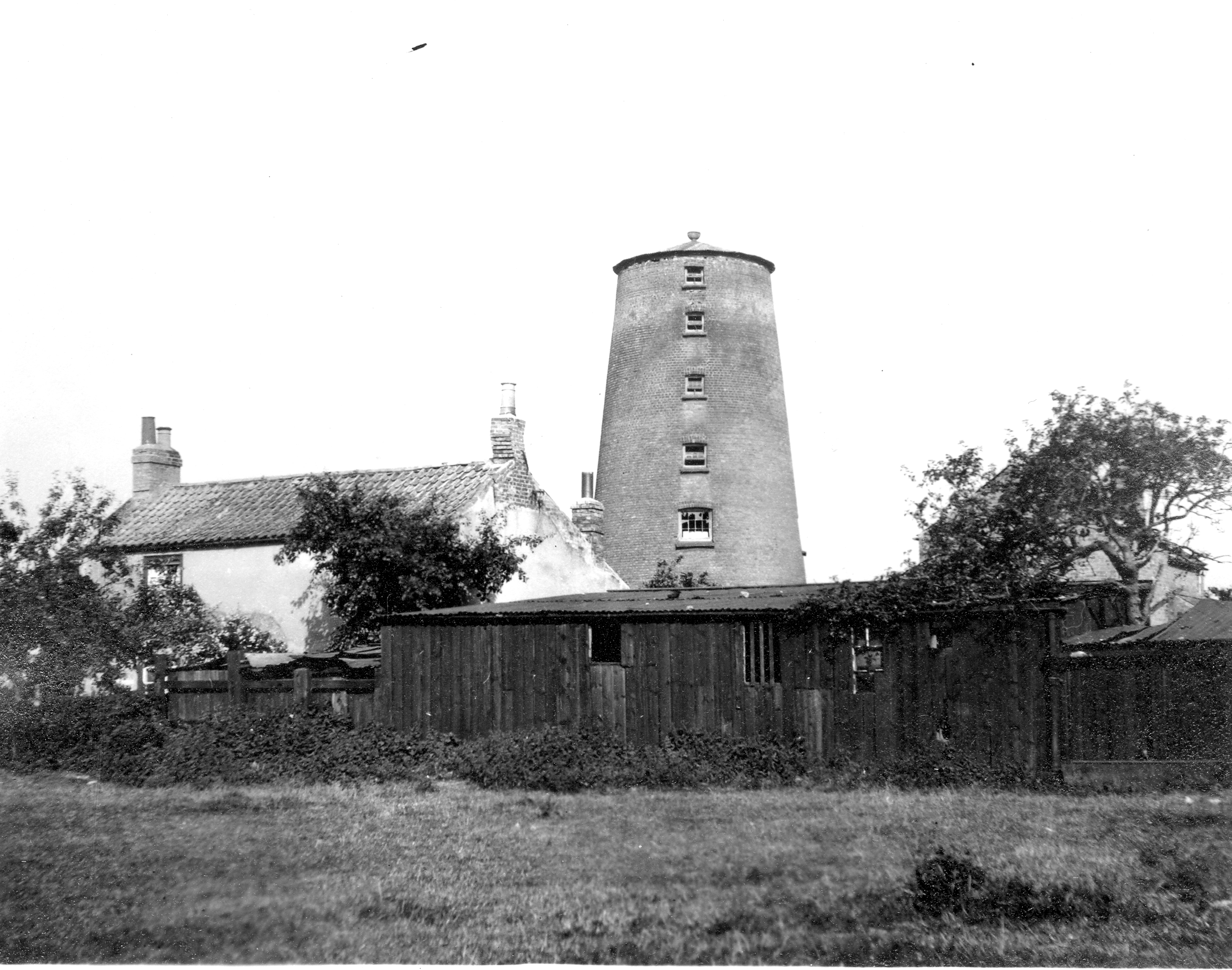 PM.Cam.K2.15749.CAS. windmills20..jpg